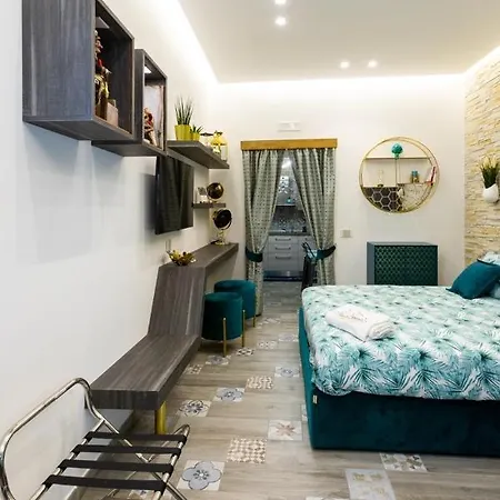 Na' Poesia Santa Chiara Ztl Apartmán
